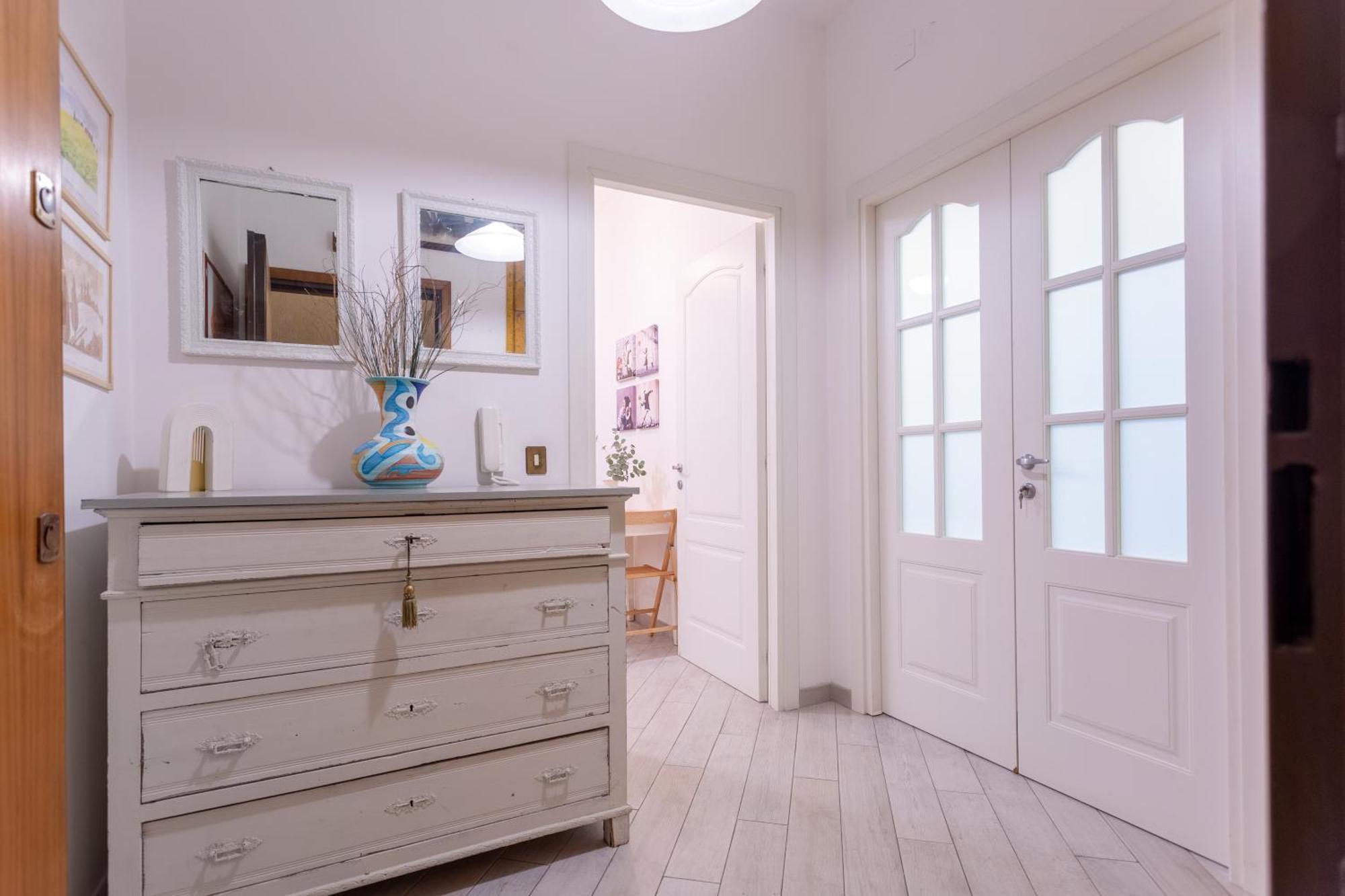 Stanza Comoda E Silenziosa Con Bagno Privato E Area Lavoro E Relax 罗马 外观 照片