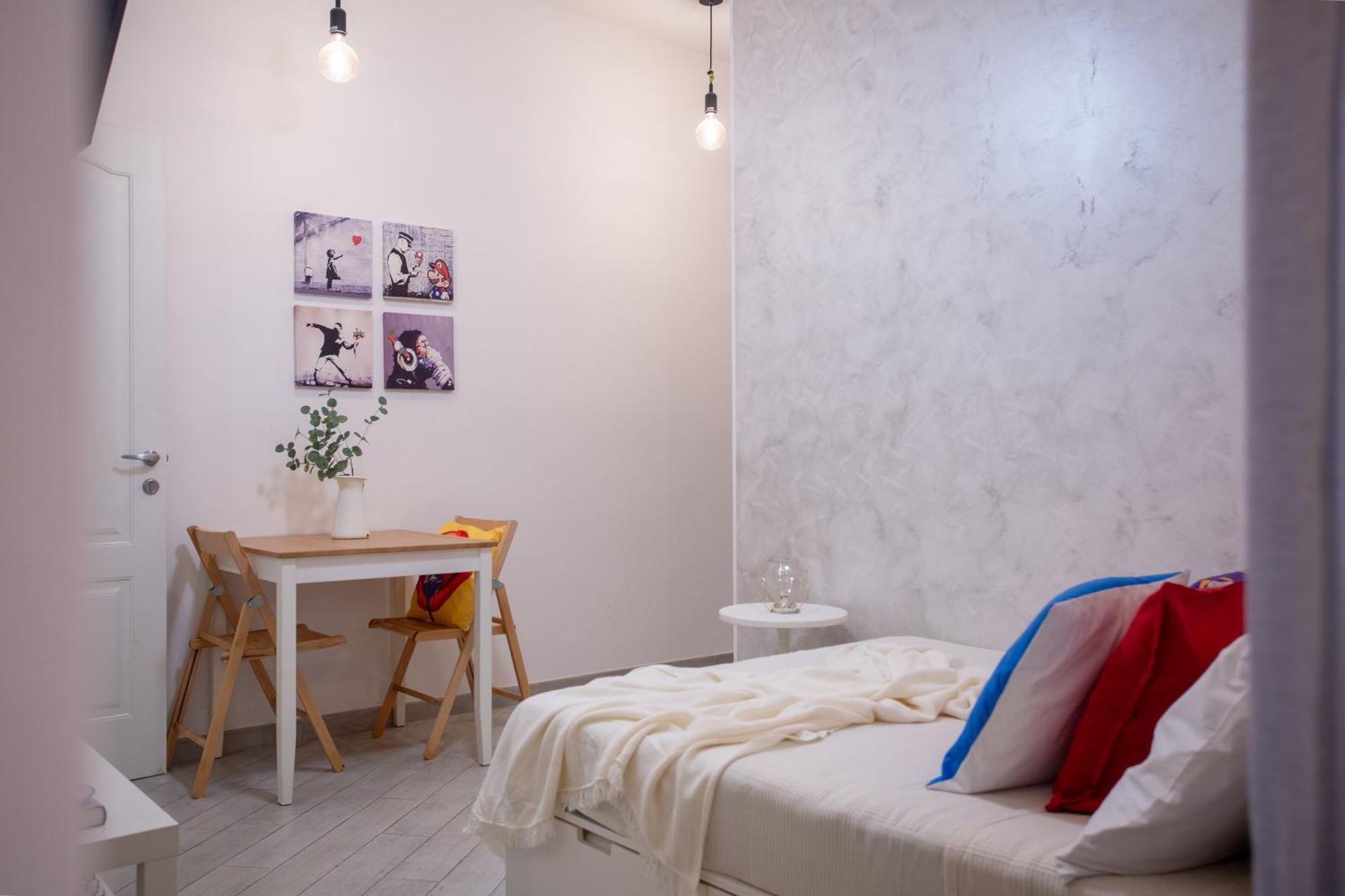 Stanza Comoda E Silenziosa Con Bagno Privato E Area Lavoro E Relax 罗马 外观 照片