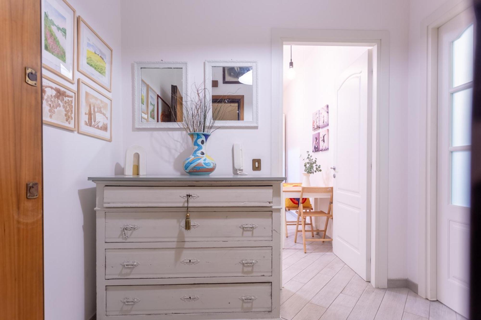 Stanza Comoda E Silenziosa Con Bagno Privato E Area Lavoro E Relax 罗马 外观 照片